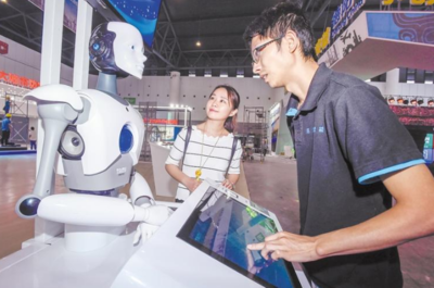 西博會正式開幕 快來成都館看最新前沿科技產品