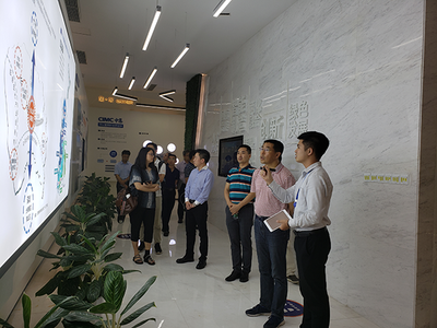 成都金牛區(qū)區(qū)委常委來(lái)訪邁威科技 實(shí)地考察騰訊微校及新工科項(xiàng)目